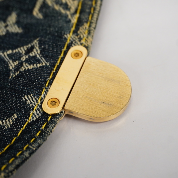 Louis Vuitton Monogram Denim Pleaty Leie Handbag - Picture 8 of 9
